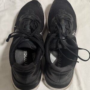 Nike Black Mesh Lace-Up Running Sneakers